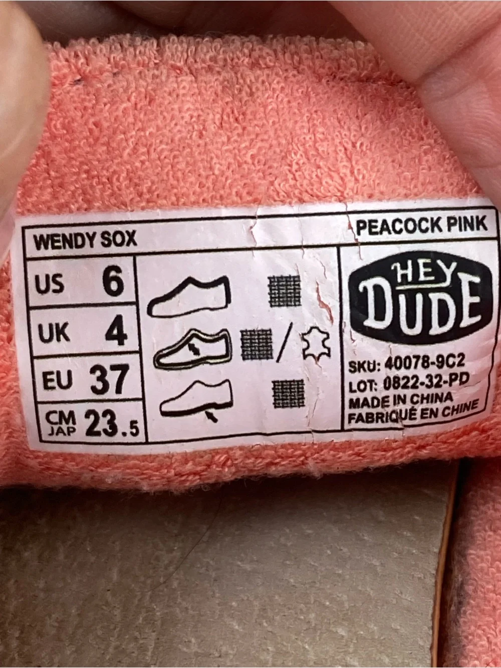 Hey Dude Wendy Sox Peacock Pink Slip On Casual Loafer Shoes Women's Size 6.